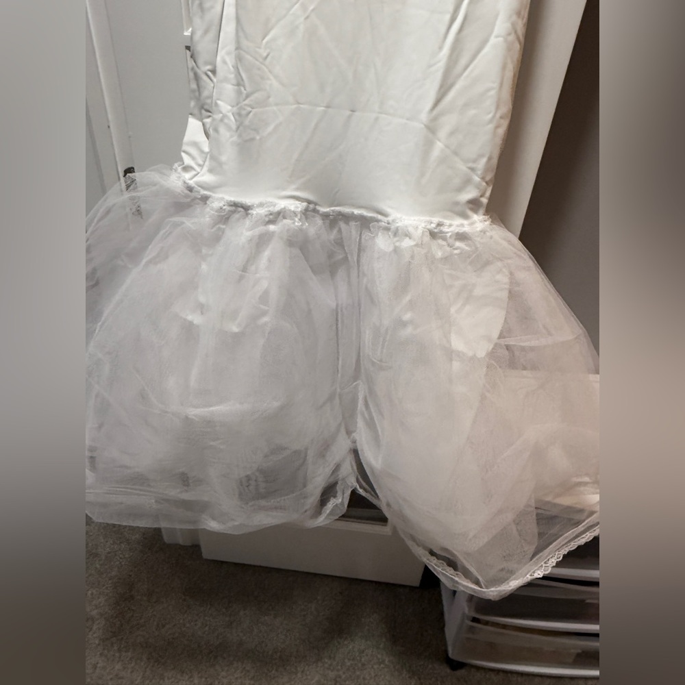 NWT DAVID'S BRIDAL Trumpet Slip - Picture 5 of 10